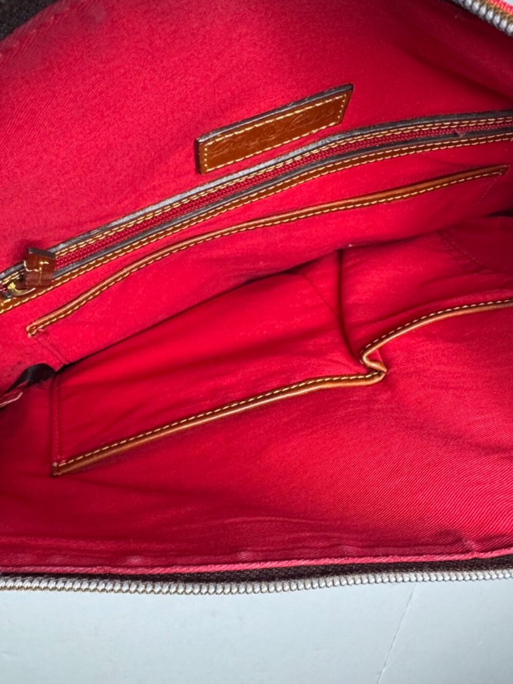 Dooney & Bourke Red Canvas Nylon Crossbody Bag Purse Leather Trim Adjustable - Picture 3 of 16